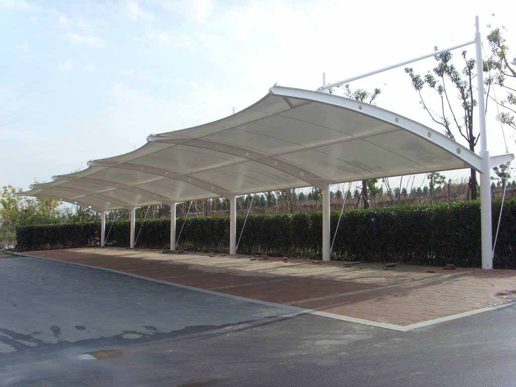 車棚（péng）