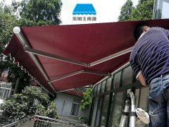 哪樣遮（zhē）陽雨棚（péng）布（bù）料比較好（hǎo）